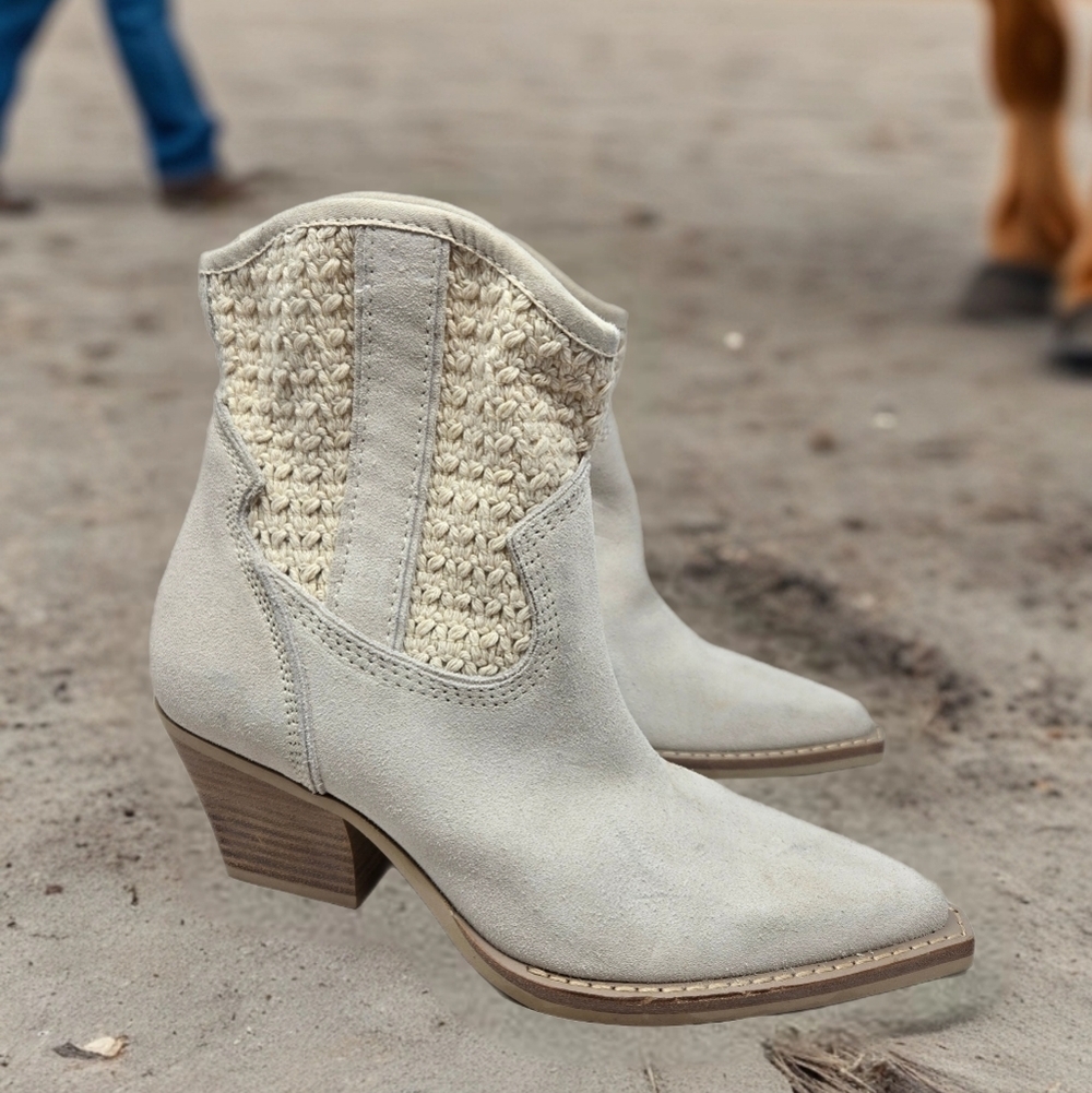 Dolce Vita Womens Western Boots Sz 6.5 Rori Cream Suede & Woven Detail Cowgirl